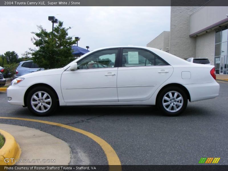 Super White / Stone 2004 Toyota Camry XLE