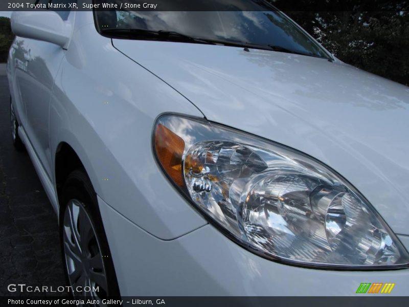 Super White / Stone Gray 2004 Toyota Matrix XR