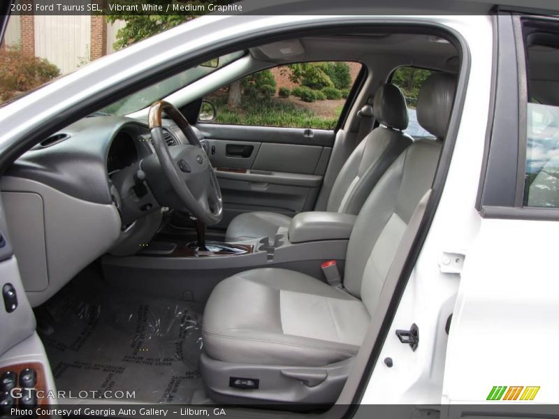 Vibrant White / Medium Graphite 2003 Ford Taurus SEL