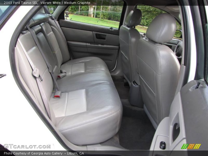 Vibrant White / Medium Graphite 2003 Ford Taurus SEL