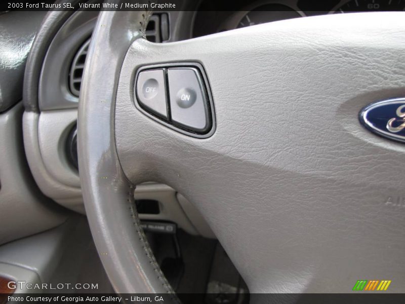 Vibrant White / Medium Graphite 2003 Ford Taurus SEL