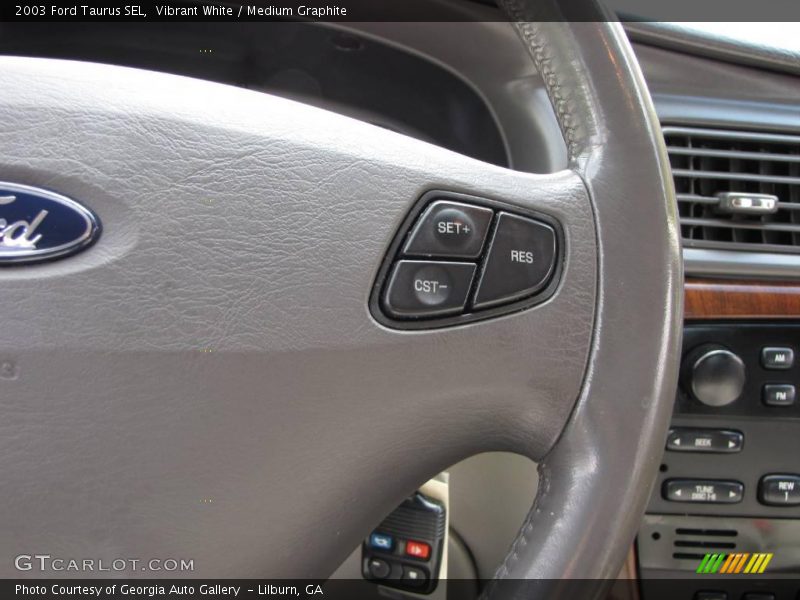 Vibrant White / Medium Graphite 2003 Ford Taurus SEL