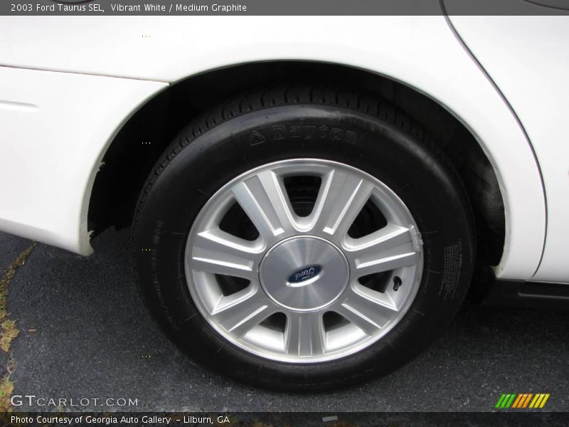 Vibrant White / Medium Graphite 2003 Ford Taurus SEL