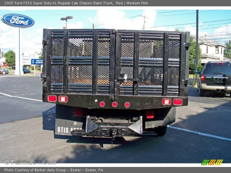 Red / Medium Flint 2005 Ford F350 Super Duty XL Regular Cab Chassis Stake Truck