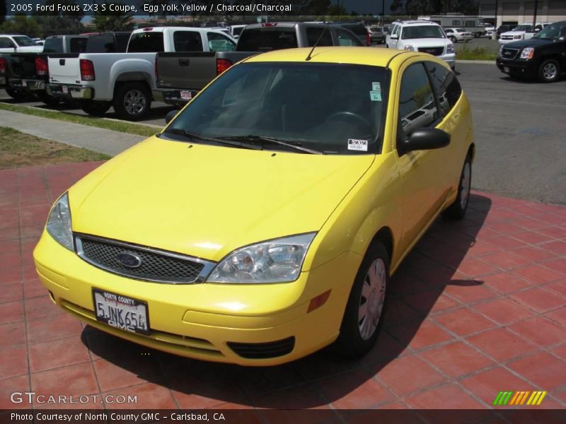 Egg Yolk Yellow / Charcoal/Charcoal 2005 Ford Focus ZX3 S Coupe