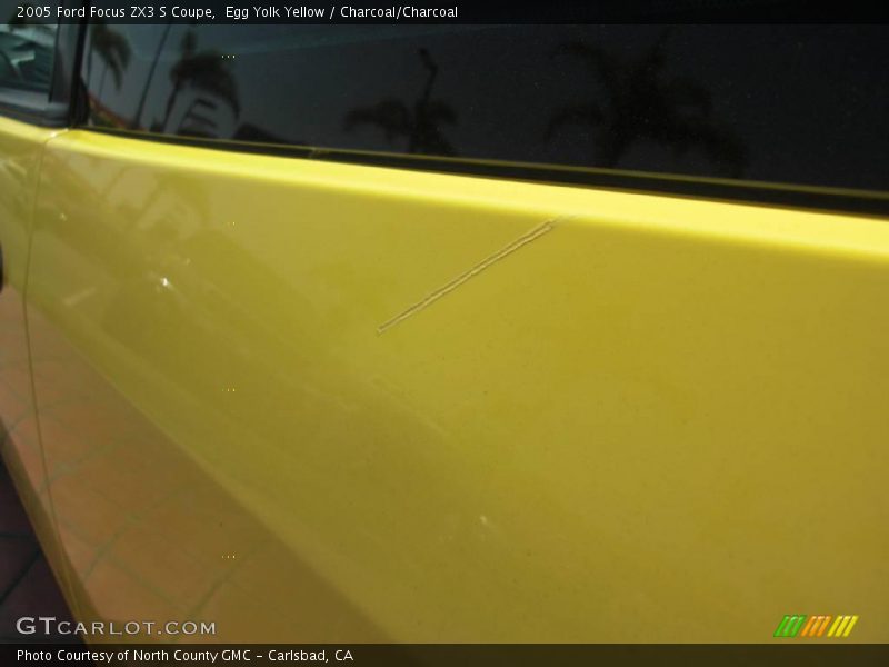 Egg Yolk Yellow / Charcoal/Charcoal 2005 Ford Focus ZX3 S Coupe