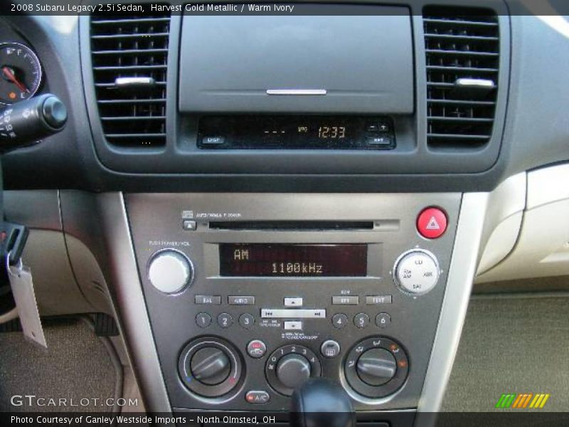 Harvest Gold Metallic / Warm Ivory 2008 Subaru Legacy 2.5i Sedan