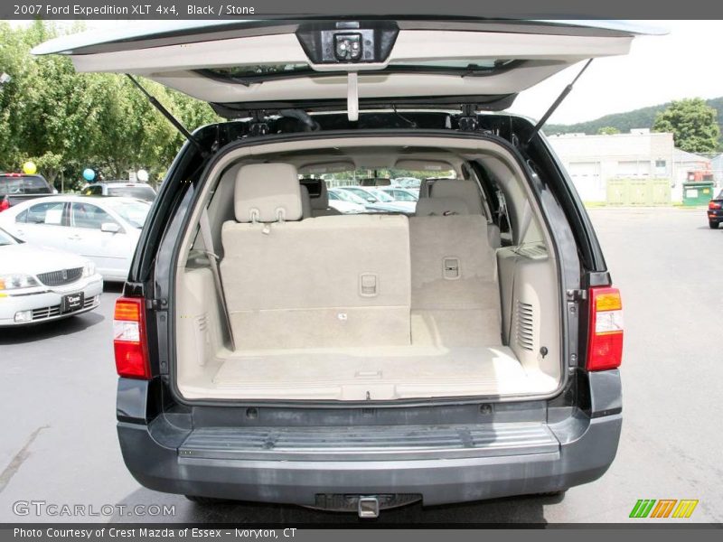 Black / Stone 2007 Ford Expedition XLT 4x4