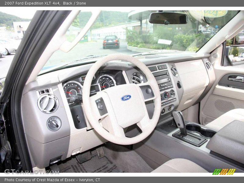 Black / Stone 2007 Ford Expedition XLT 4x4