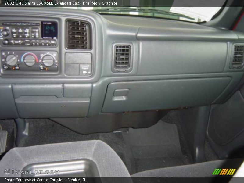 Fire Red / Graphite 2002 GMC Sierra 1500 SLE Extended Cab