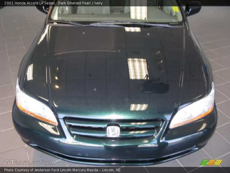 Dark Emerald Pearl / Ivory 2001 Honda Accord LX Sedan