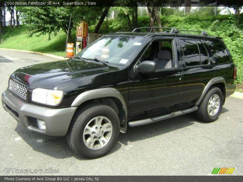 Super Black / Slate 2000 Nissan Pathfinder SE 4x4