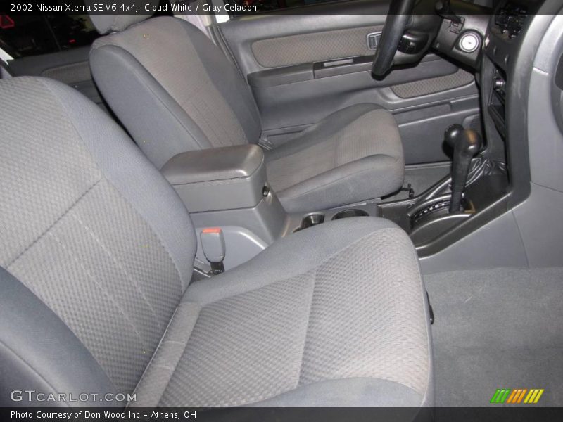 Cloud White / Gray Celadon 2002 Nissan Xterra SE V6 4x4