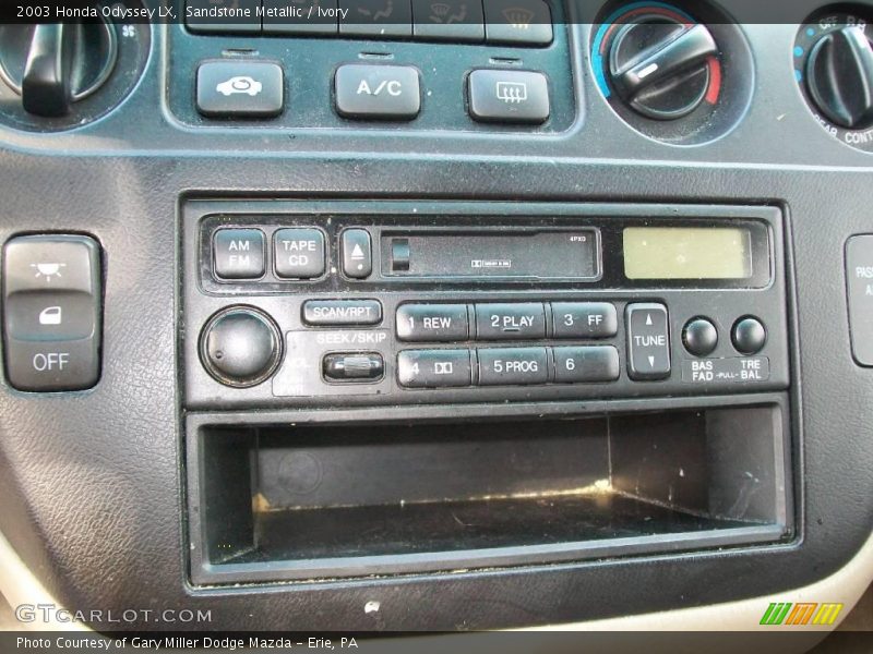 Sandstone Metallic / Ivory 2003 Honda Odyssey LX