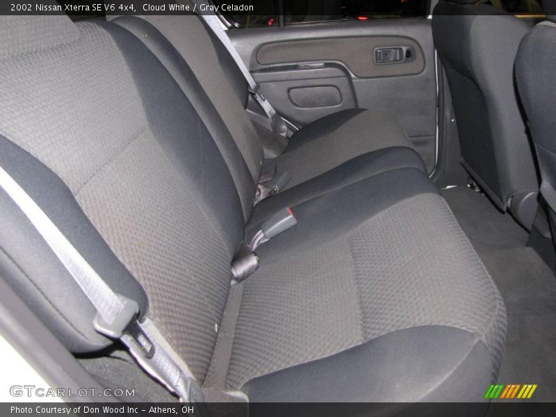 Cloud White / Gray Celadon 2002 Nissan Xterra SE V6 4x4