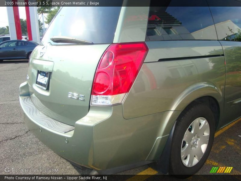 Jade Green Metallic / Beige 2005 Nissan Quest 3.5 S