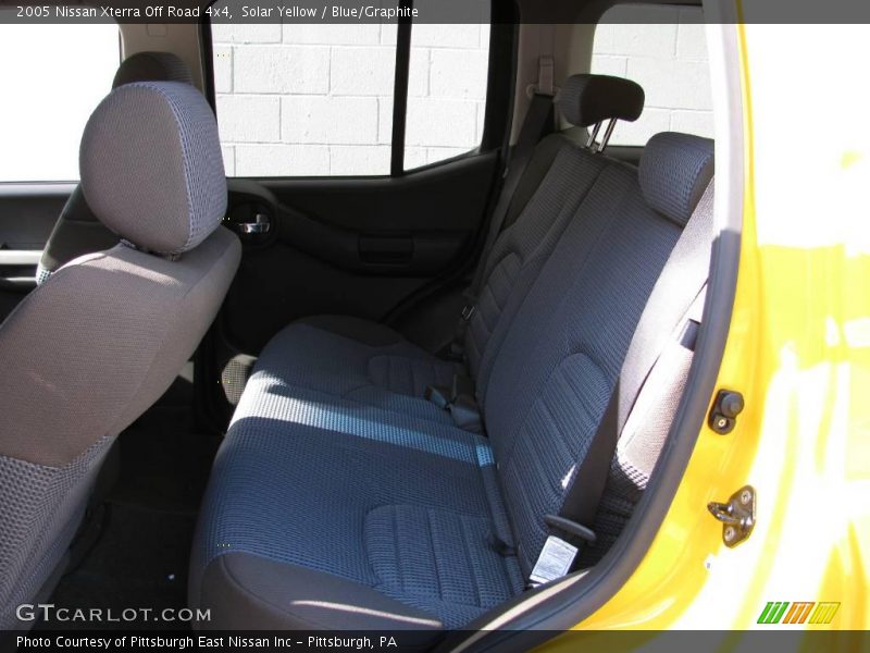 Solar Yellow / Blue/Graphite 2005 Nissan Xterra Off Road 4x4