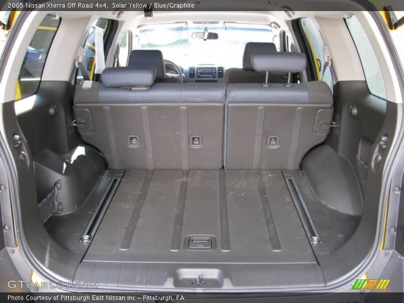 Solar Yellow / Blue/Graphite 2005 Nissan Xterra Off Road 4x4