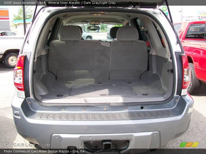 Mineral Silver Metallic / Dark Gray/Light Gray 2005 Isuzu Ascender S 4x4