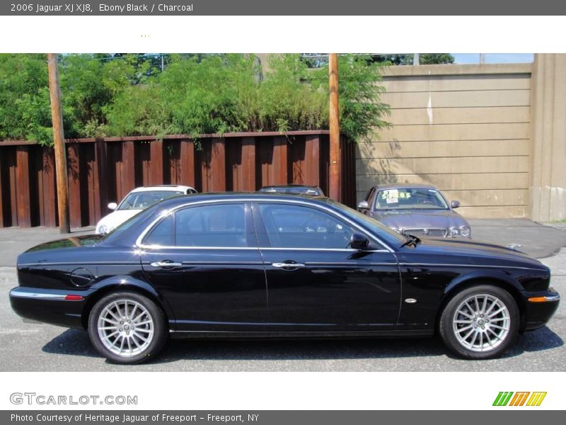 Ebony Black / Charcoal 2006 Jaguar XJ XJ8