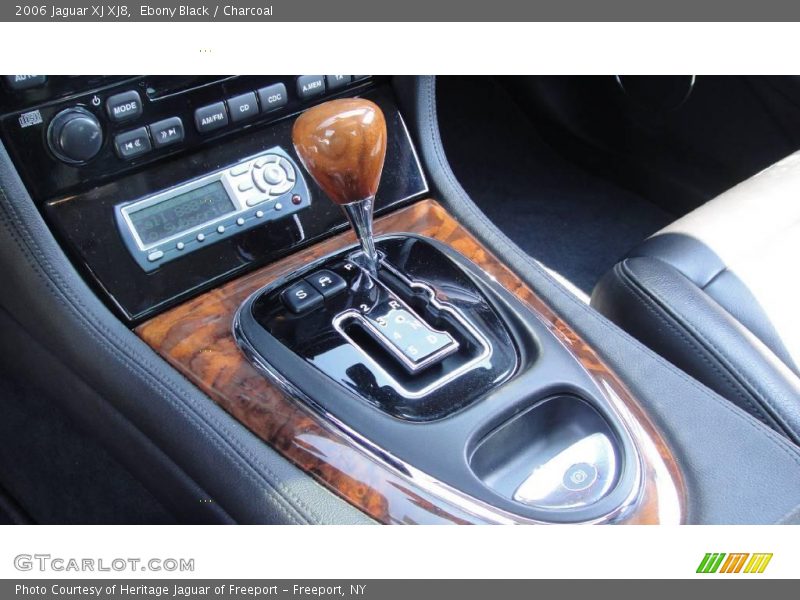 Ebony Black / Charcoal 2006 Jaguar XJ XJ8