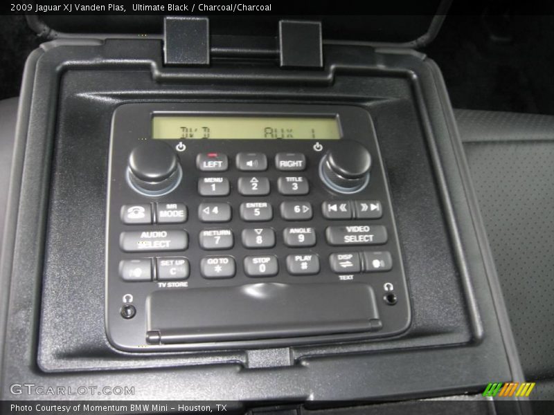 Ultimate Black / Charcoal/Charcoal 2009 Jaguar XJ Vanden Plas