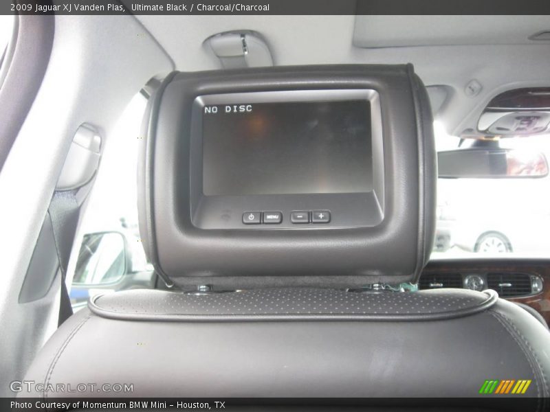 Ultimate Black / Charcoal/Charcoal 2009 Jaguar XJ Vanden Plas