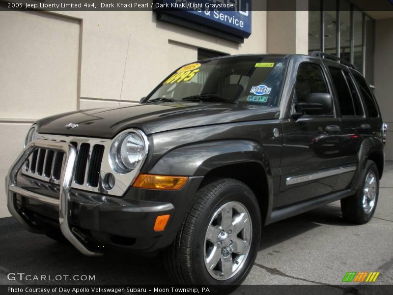 Dark Khaki Pearl / Dark Khaki/Light Graystone 2005 Jeep Liberty Limited 4x4