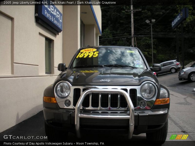 Dark Khaki Pearl / Dark Khaki/Light Graystone 2005 Jeep Liberty Limited 4x4