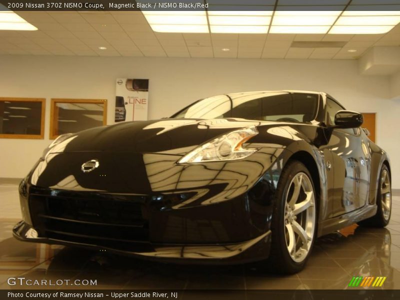 Magnetic Black / NISMO Black/Red 2009 Nissan 370Z NISMO Coupe