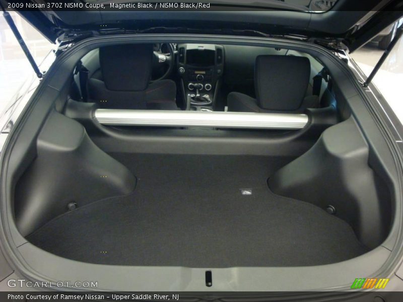 Magnetic Black / NISMO Black/Red 2009 Nissan 370Z NISMO Coupe