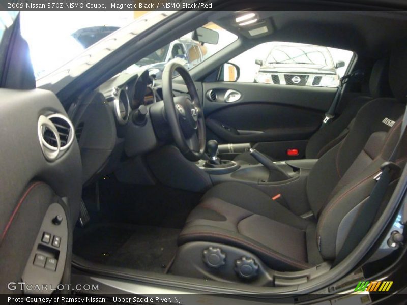 Magnetic Black / NISMO Black/Red 2009 Nissan 370Z NISMO Coupe