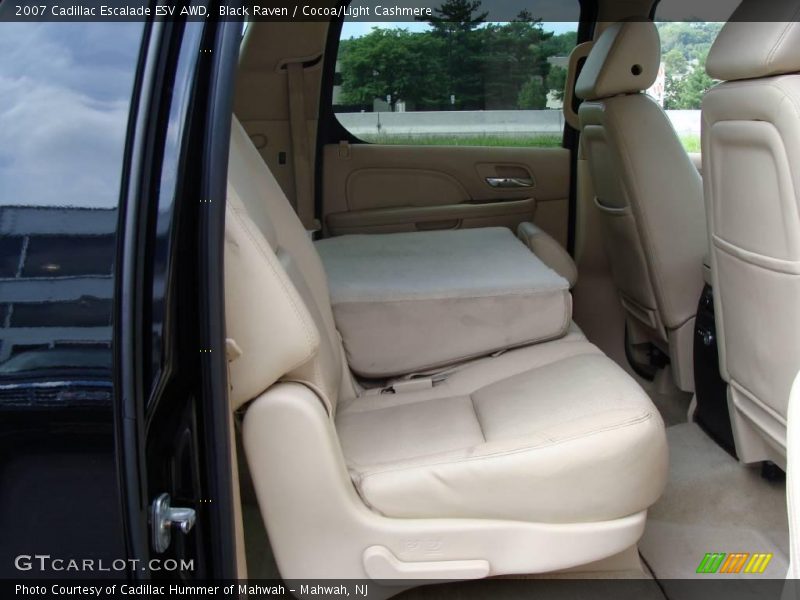 Black Raven / Cocoa/Light Cashmere 2007 Cadillac Escalade ESV AWD