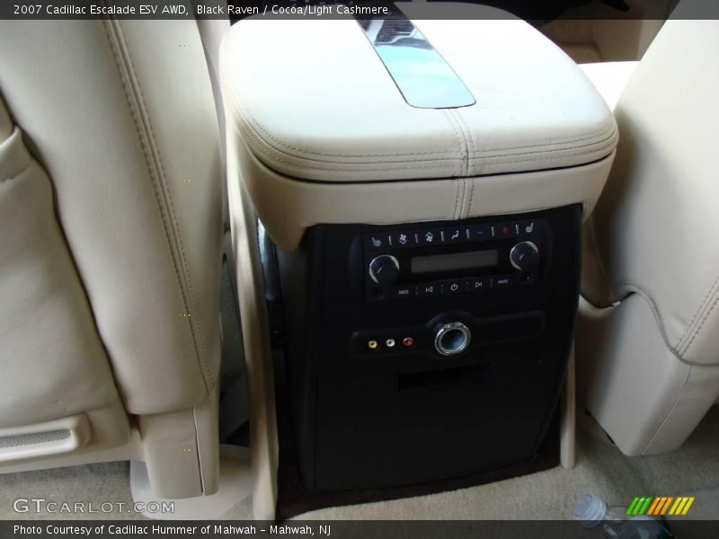 Black Raven / Cocoa/Light Cashmere 2007 Cadillac Escalade ESV AWD