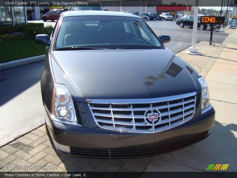 Gray Flannel / Ebony 2009 Cadillac DTS Luxury
