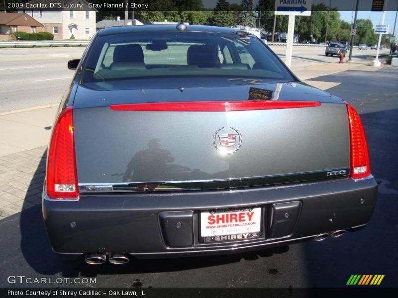 Gray Flannel / Ebony 2009 Cadillac DTS Luxury