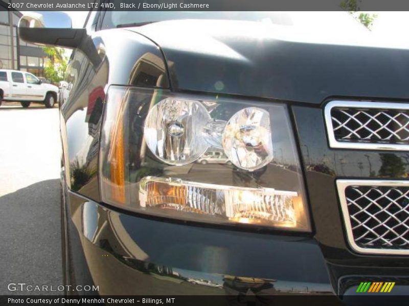 Black / Ebony/Light Cashmere 2007 Chevrolet Avalanche LTZ 4WD