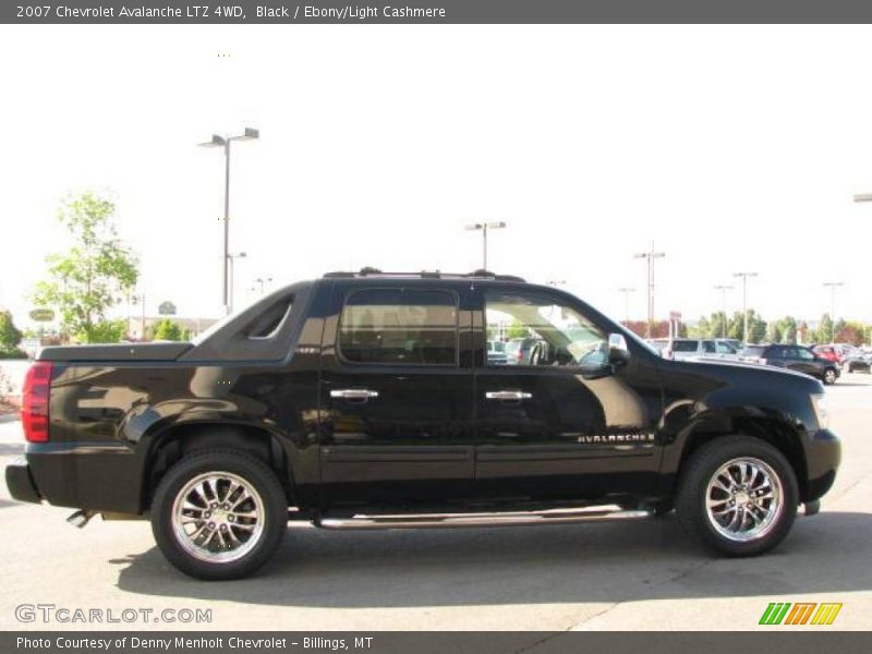 Black / Ebony/Light Cashmere 2007 Chevrolet Avalanche LTZ 4WD