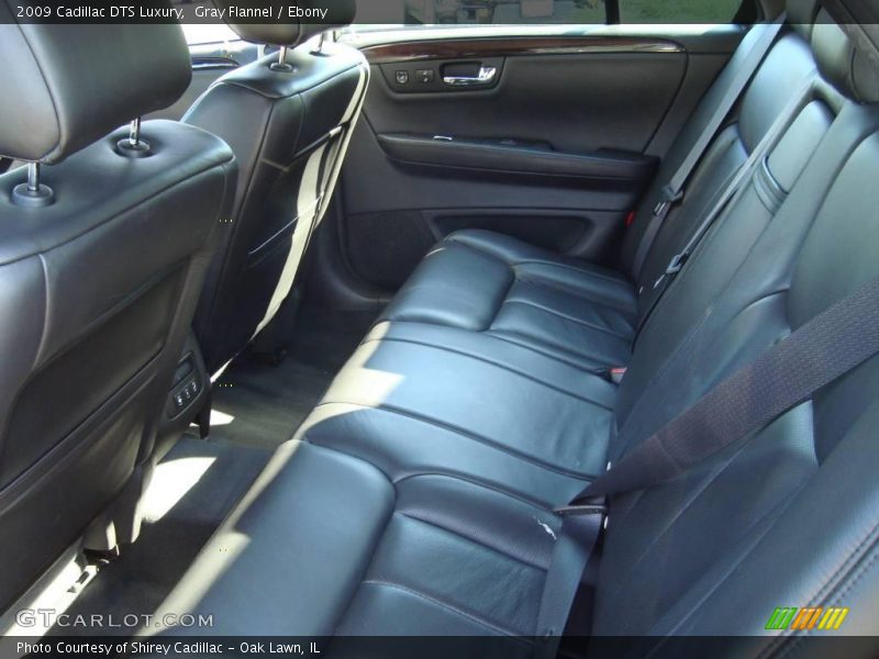 Gray Flannel / Ebony 2009 Cadillac DTS Luxury