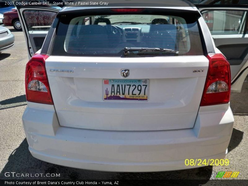 Stone White / Pastel Slate Gray 2007 Dodge Caliber SXT