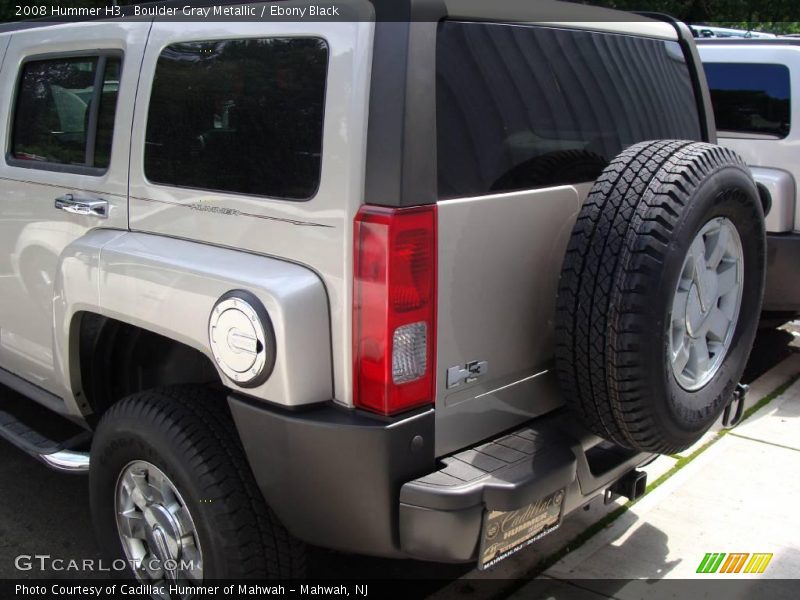 Boulder Gray Metallic / Ebony Black 2008 Hummer H3