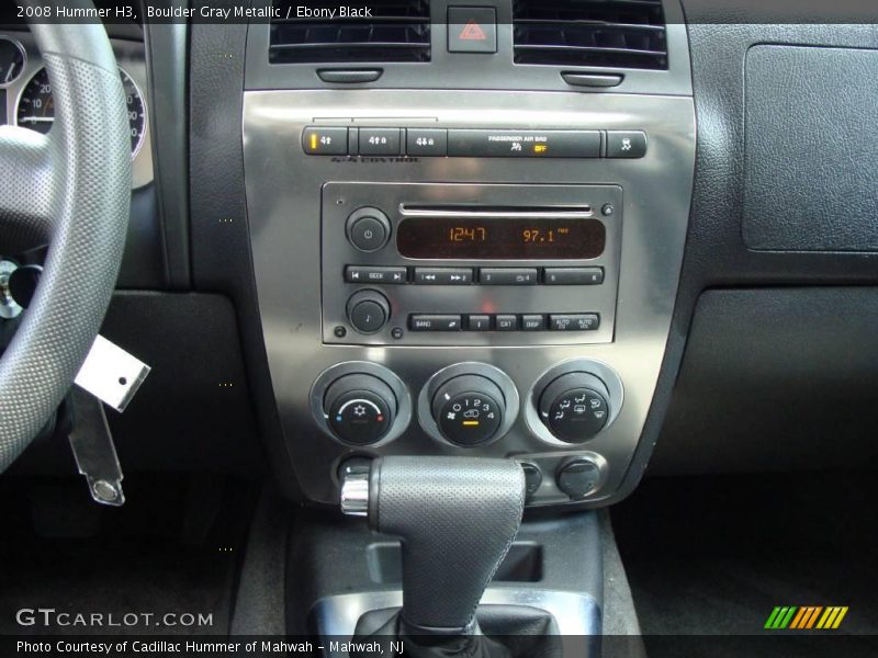 Boulder Gray Metallic / Ebony Black 2008 Hummer H3