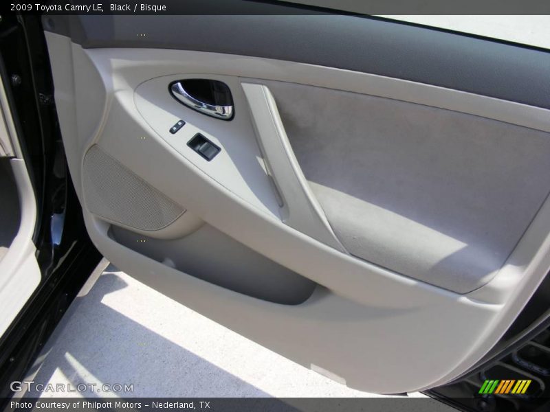 Black / Bisque 2009 Toyota Camry LE