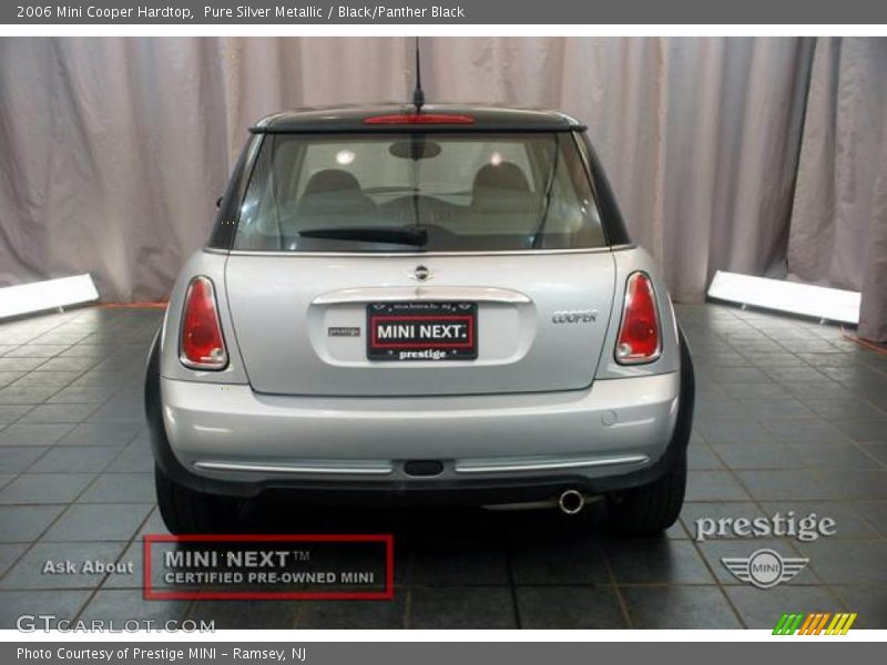 Pure Silver Metallic / Black/Panther Black 2006 Mini Cooper Hardtop
