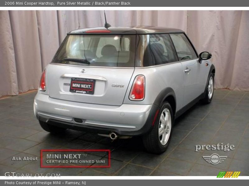 Pure Silver Metallic / Black/Panther Black 2006 Mini Cooper Hardtop