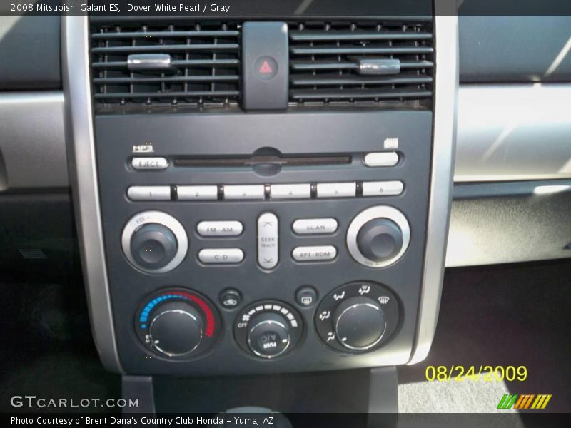 Dover White Pearl / Gray 2008 Mitsubishi Galant ES