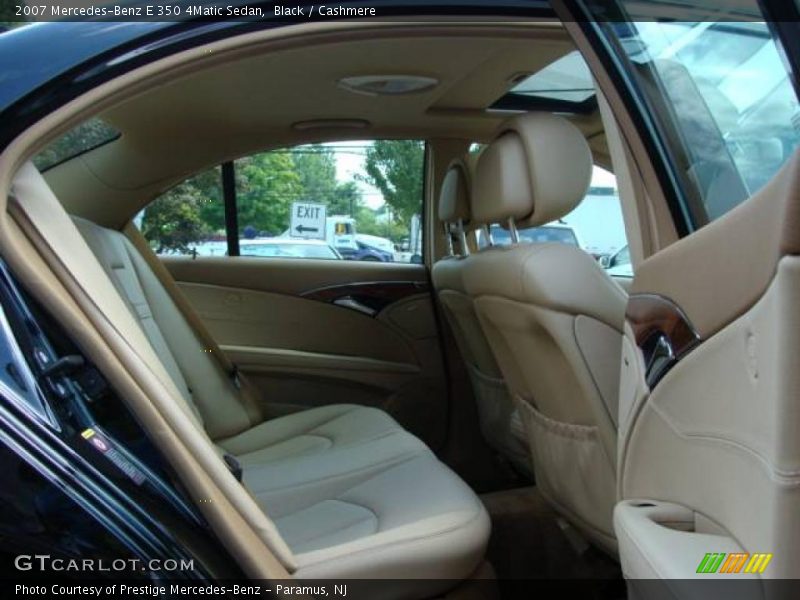 Black / Cashmere 2007 Mercedes-Benz E 350 4Matic Sedan