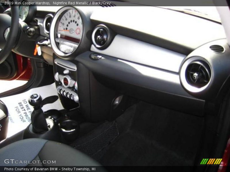 Nightfire Red Metallic / Black/Grey 2009 Mini Cooper Hardtop