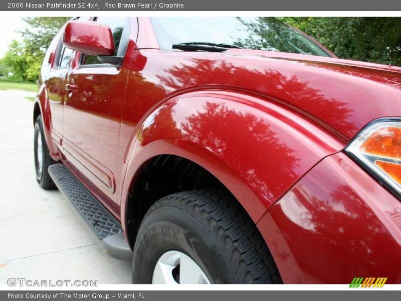 Red Brawn Pearl / Graphite 2006 Nissan Pathfinder SE 4x4