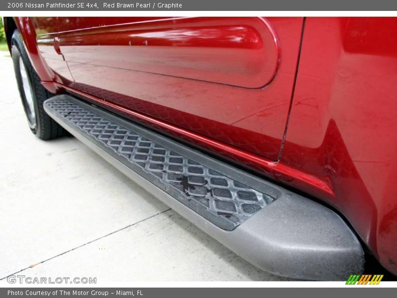 Red Brawn Pearl / Graphite 2006 Nissan Pathfinder SE 4x4